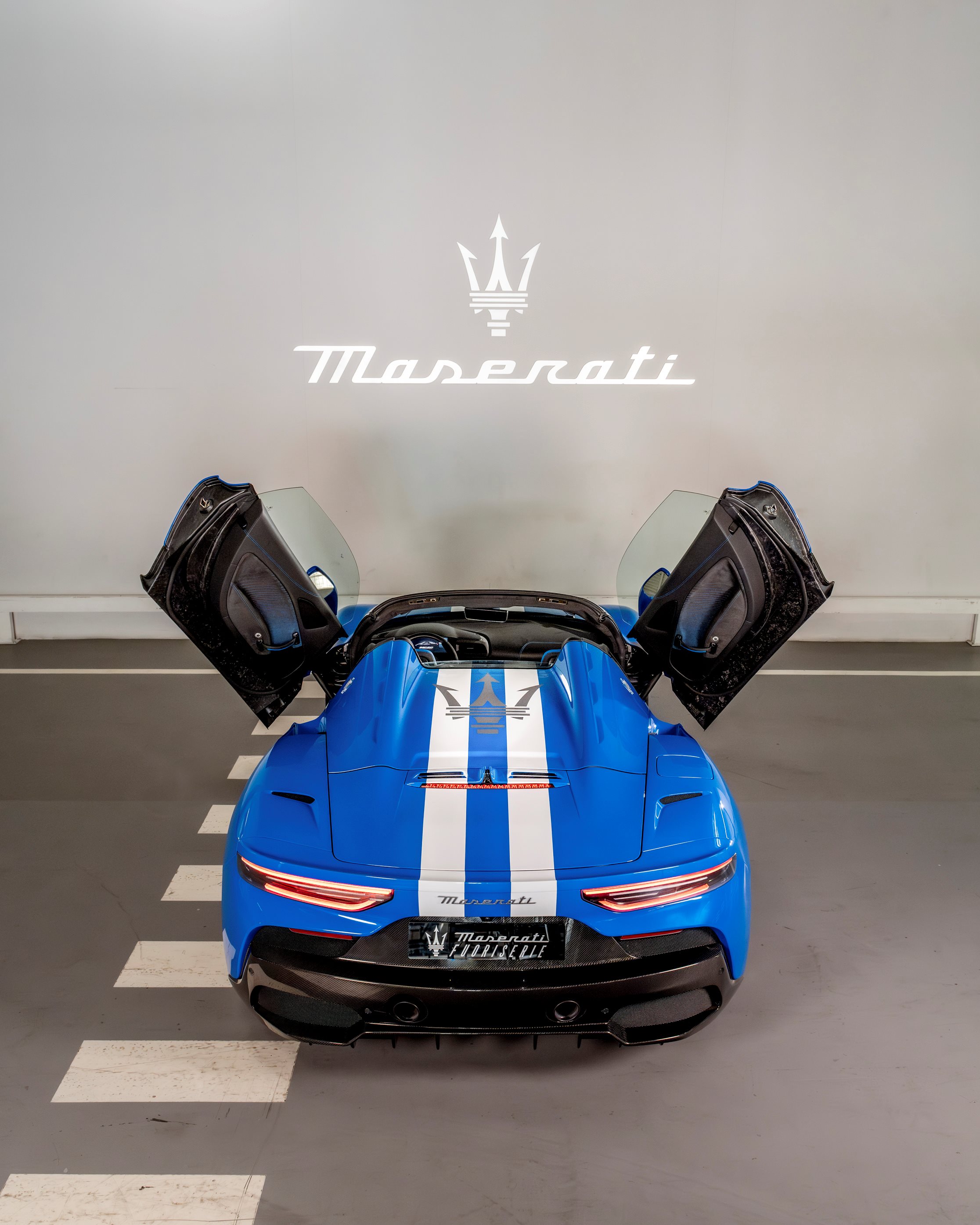 04_三叉戟品牌为玛莎拉蒂家族倾情打造MC20 Maserati per Maserati定制超跑